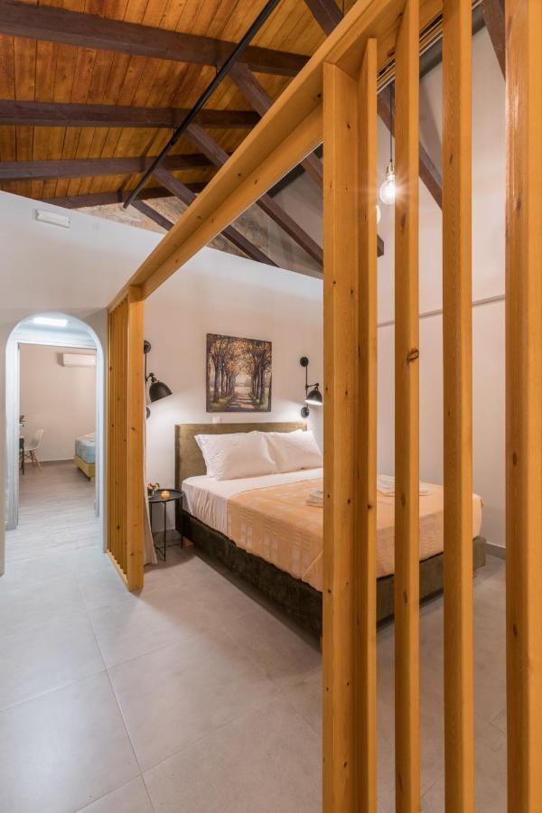 Casa Leone, Cosy Apartment Overlooking The Square Spílion Екстериор снимка